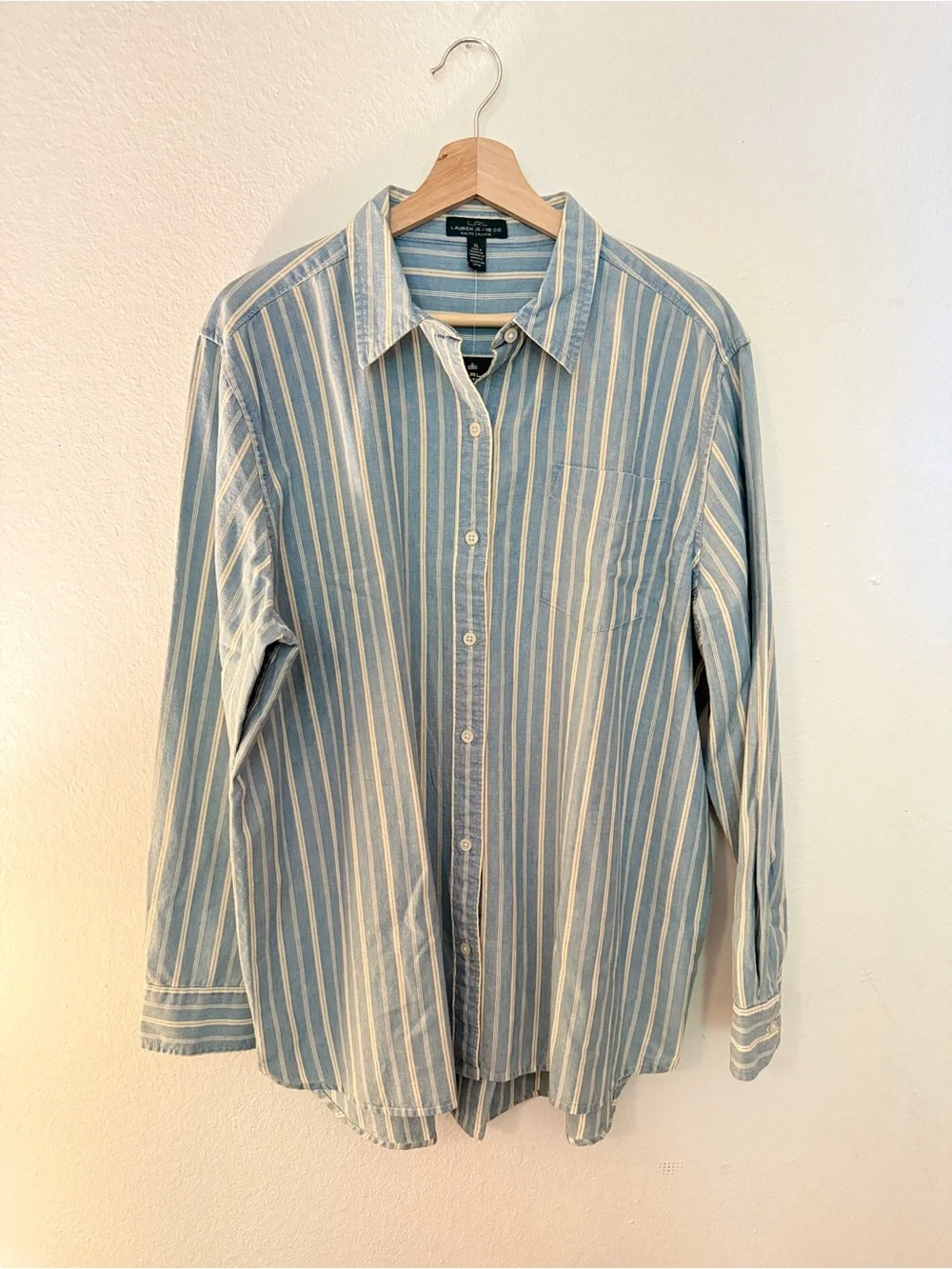 Reposhing Lauren Ralph Lauren Women’s Blue & White Striped Button-Down Shirt NWT - Picture 1 of 13